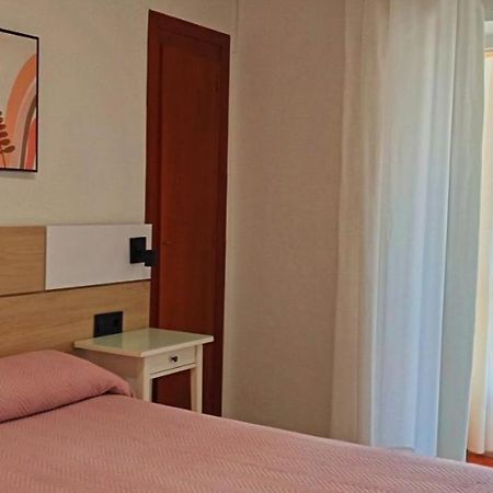 Hostal Bahia Cadiz Luaran gambar